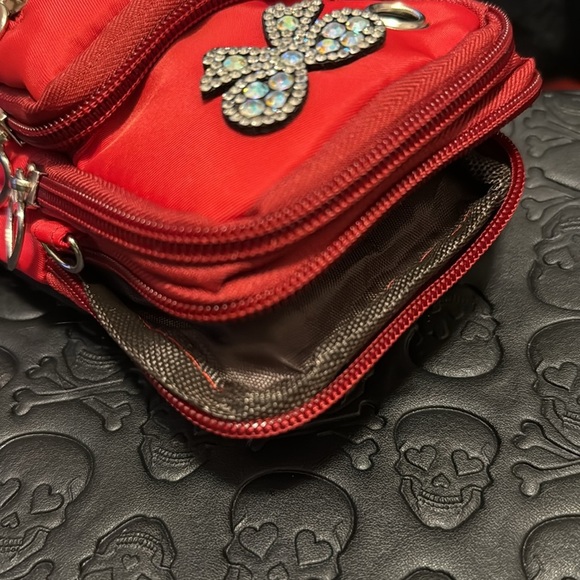 Minnie Mouse Red Crossbody Bag - Picture 3 of 5